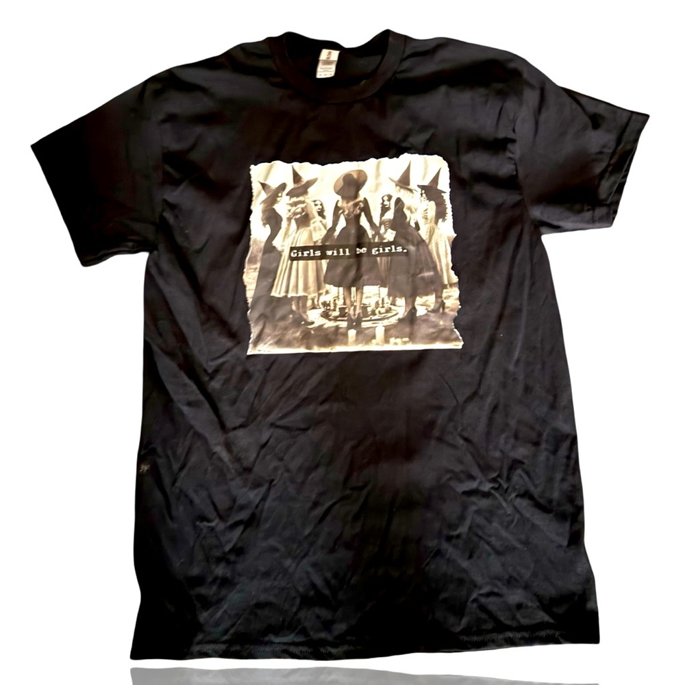 Wicca x Salem Witch Shirt: Ladies Medium: āGirls will be Girlsā Tee: Halloween